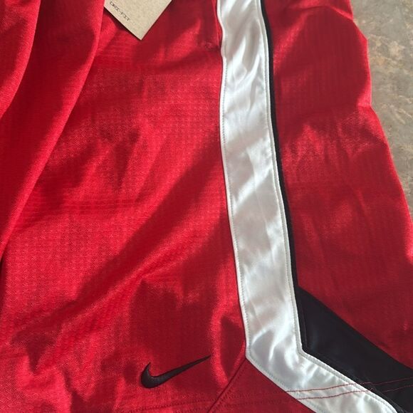 Nike Men XXL Red Athletic Basketball Shorts Mesh Mid Rise Pull On - Picture 8 of 10